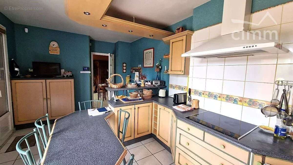 Maison à SAINT-JUNIEN