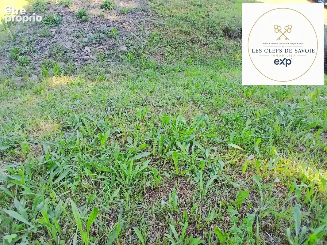 Terrain 546 m² à Laissaud  - photo 2