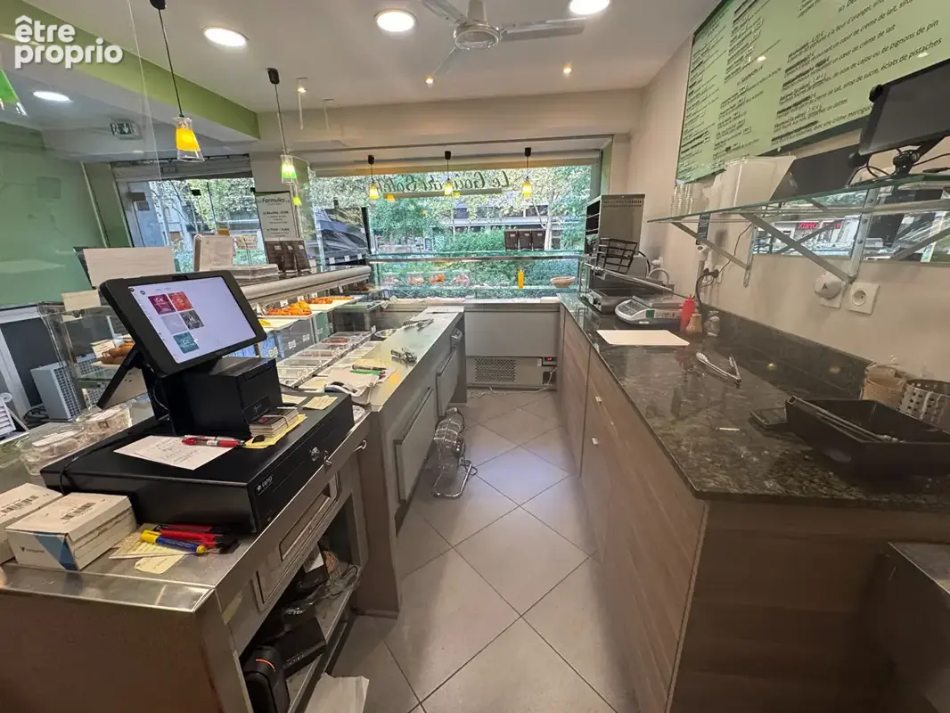 Photo Commerce à Paris-12e au prix de 110 000€