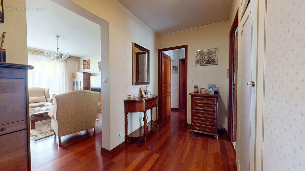 Appartement à VILLEMOMBLE