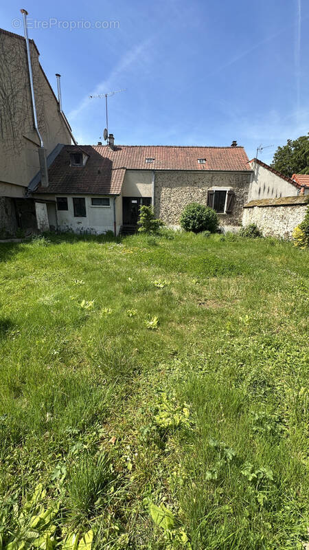 Maison à ARPAJON