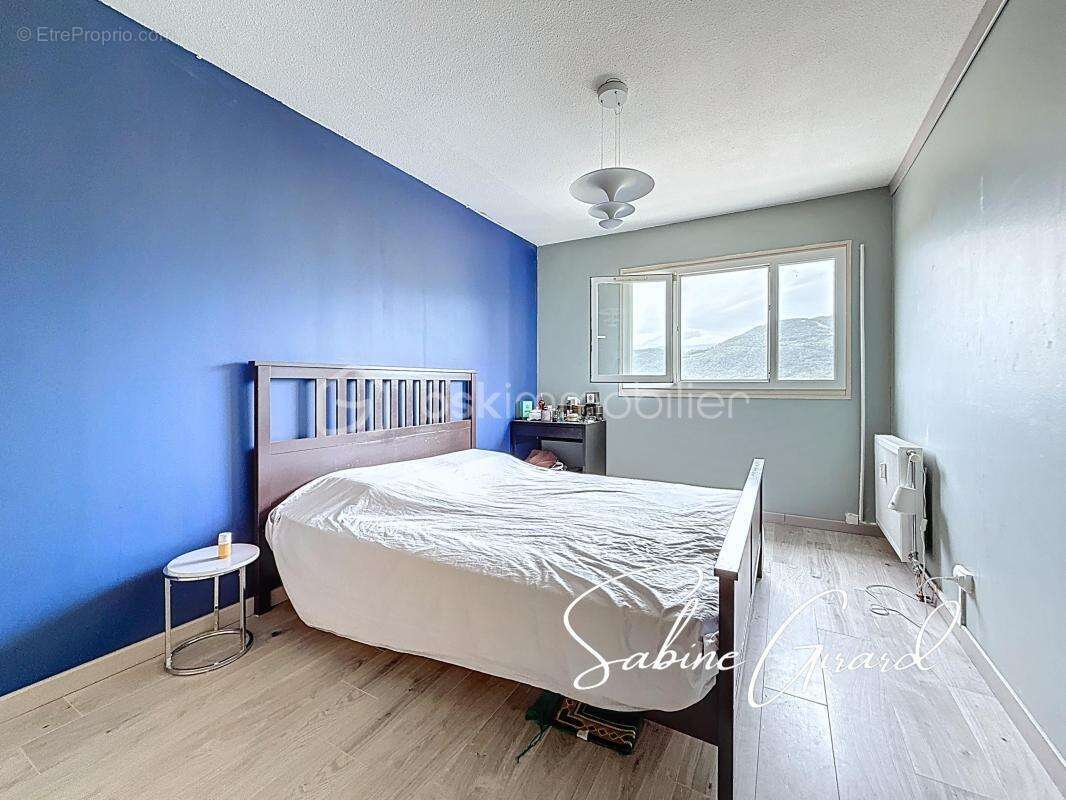 Appartement à ECHIROLLES