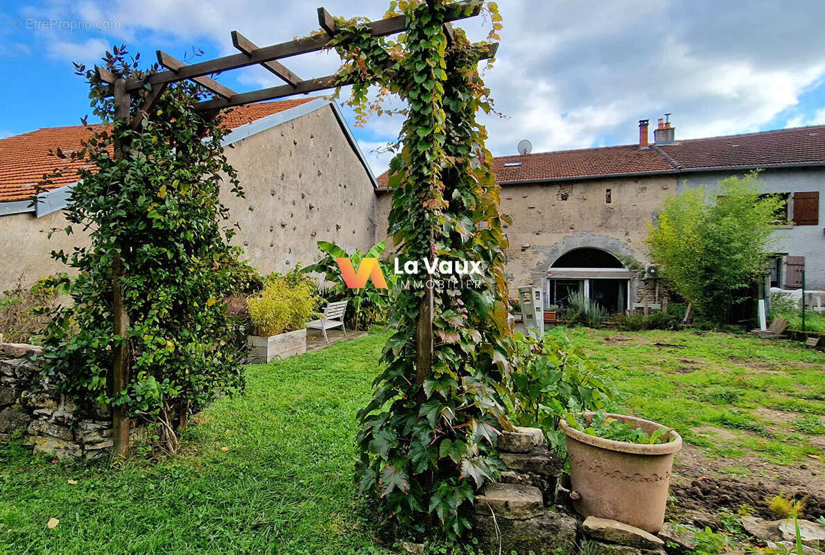 Maison à JEVONCOURT