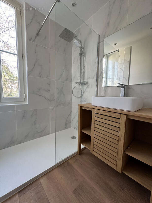 Charmante maison entièrement rénovée à 50 m du bassin ! - photo 7