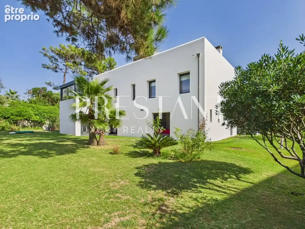 Villa d'architecte de 240 m² à Chiberta, vue mer depuis le toit-terrasse - photo 39