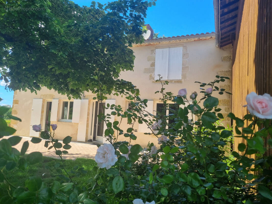Maison à BAZAS