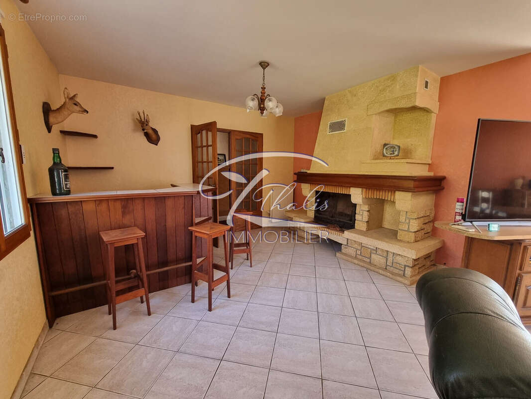 Maison à PORT-SAINTE-FOY-ET-PONCHAPT