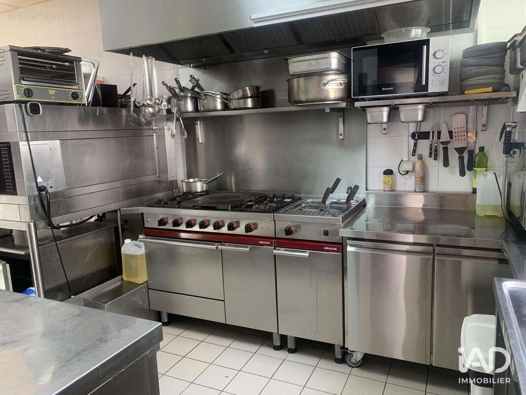 Photo 6 - Commerce à SAINT-CYR-EN-VAL