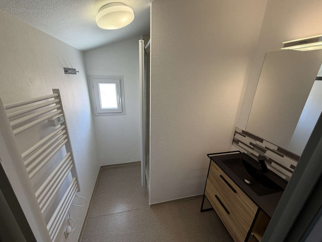 Appartement à LUNEL