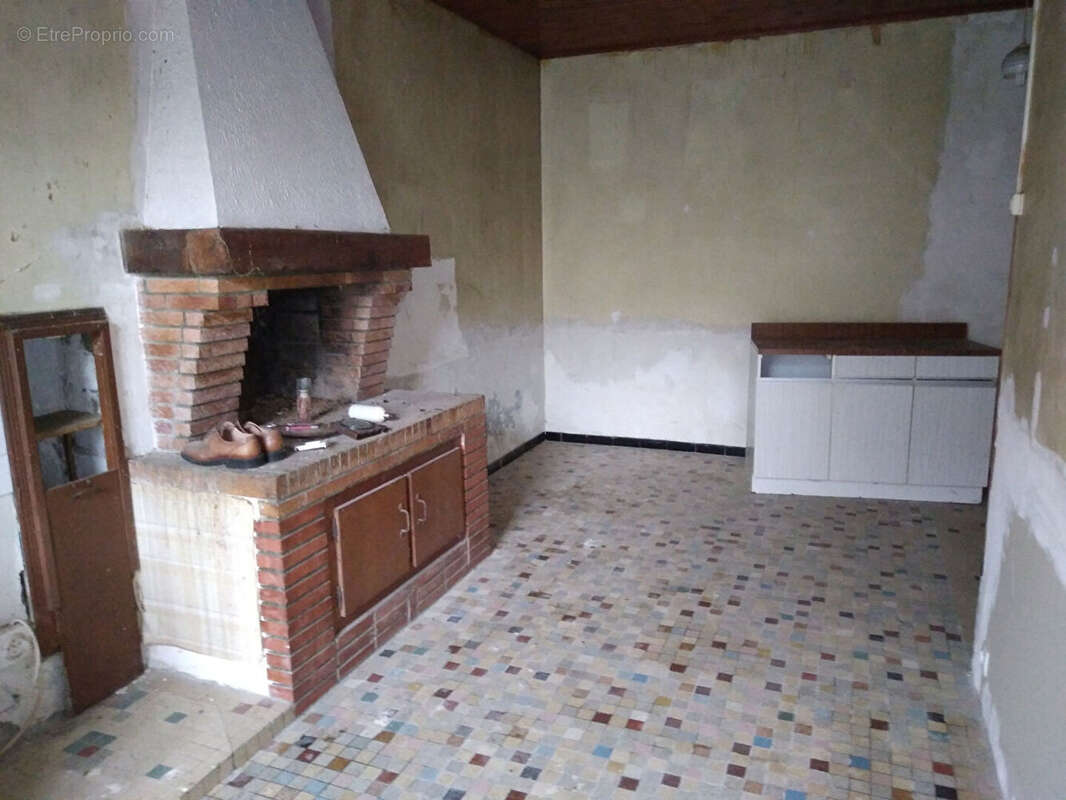 Maison à COMBOURG