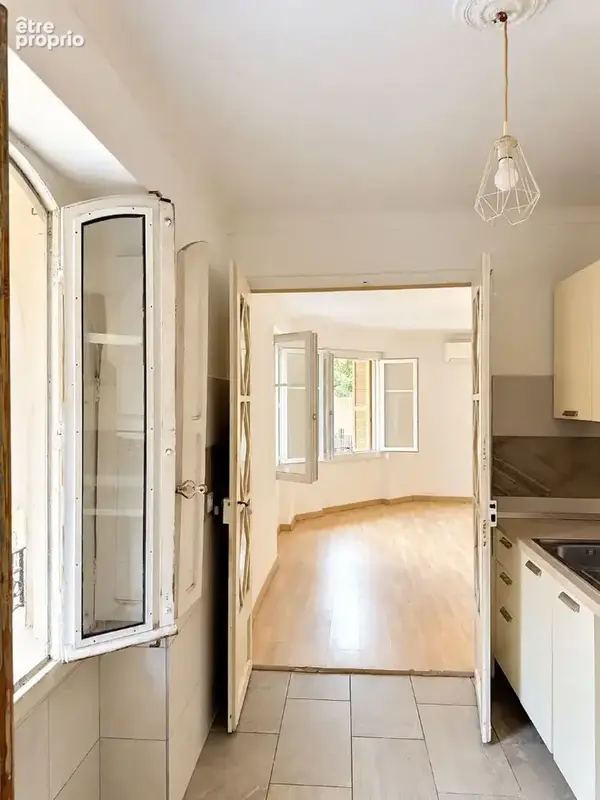 Appartement T3 de 95 m²  à Bastia - photo 2