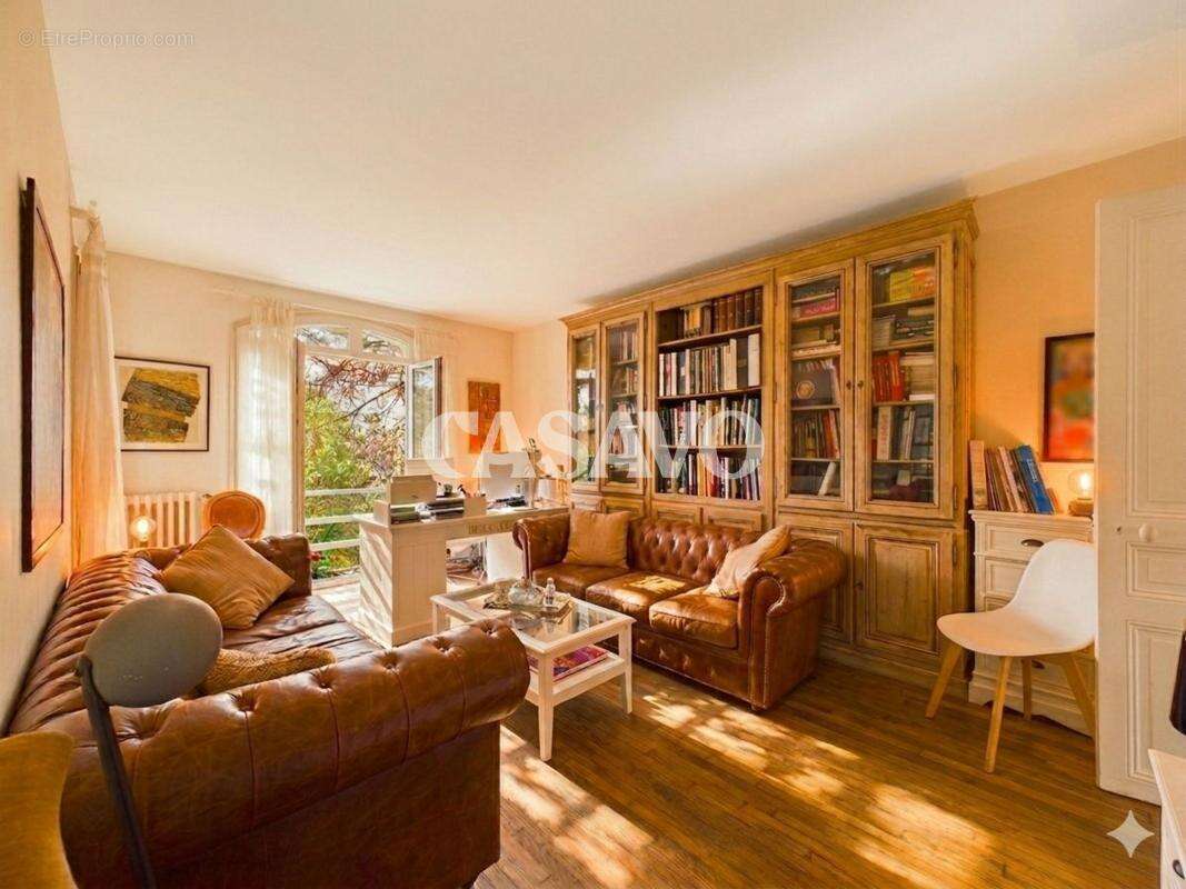 Maison à LE PERREUX-SUR-MARNE