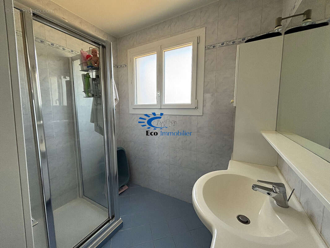 Maison à SAINT-JEAN-DE-LIVERSAY