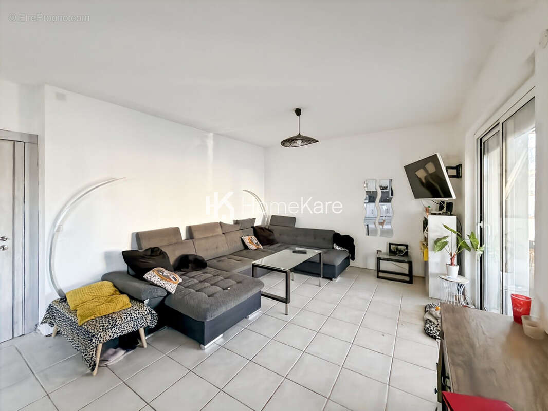 Maison à SAINT-JORY