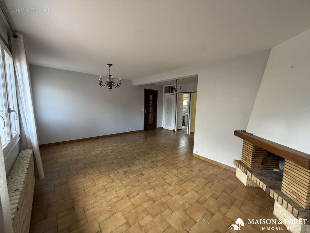 Maison à COULLONS