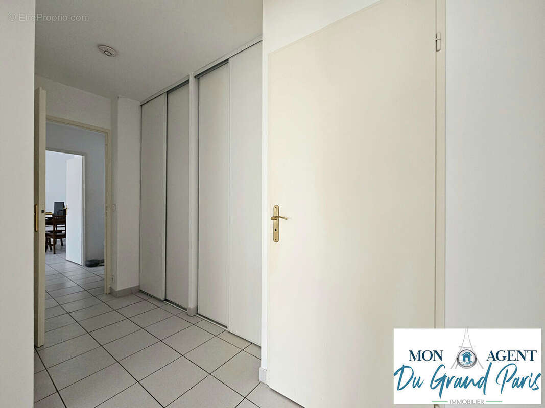 Appartement Morsang Sur Orge 3 pieces 61 m2 + parking en sous sol - residence recente 2007 proche chateau Morsang - photo 9
