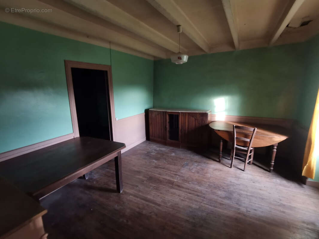 Maison à CELLEFROUIN