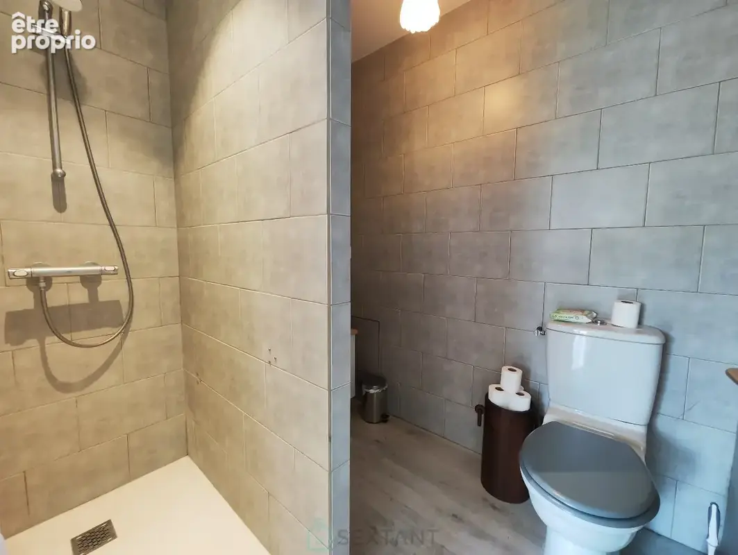 Maison de 112 m² avec dépendances, à 2 pasdu centre ville de Lisieux - photo 16