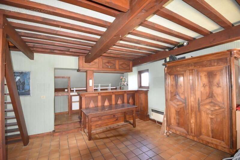 Maison à GUEUGNON