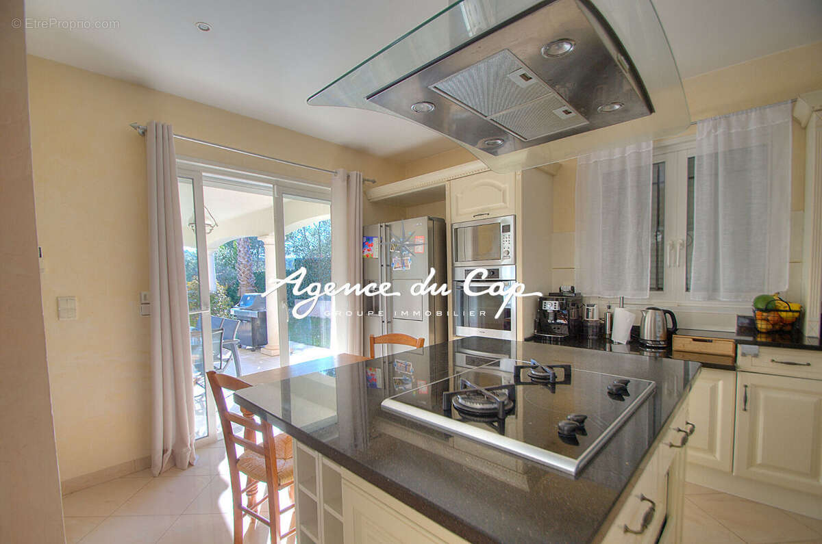 Maison à SAINT-RAPHAEL