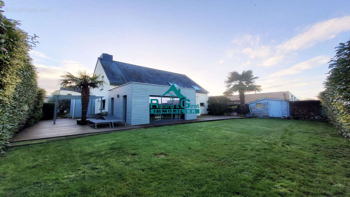 Maison à LA BOUEXIERE