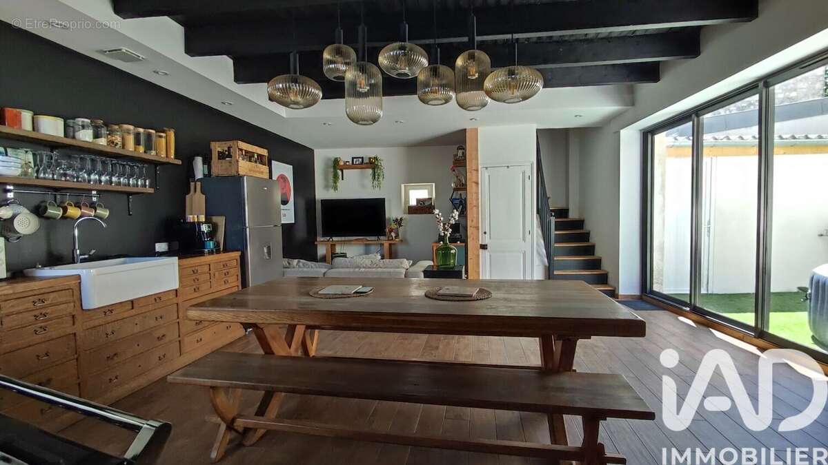 Maison 86 m² à Angoulins  - photo 3