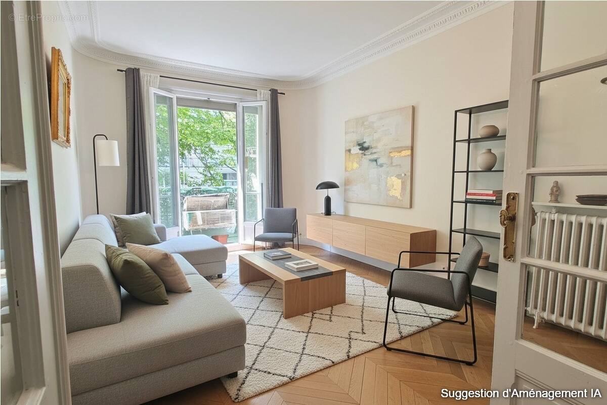 Appartement à PARIS-18E