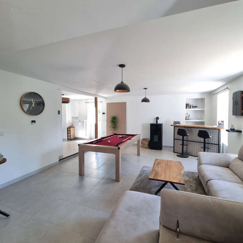 Vous rêvez d'une maison où poser vos valises, au calme, et avec des prestations modernes ? - photo 7