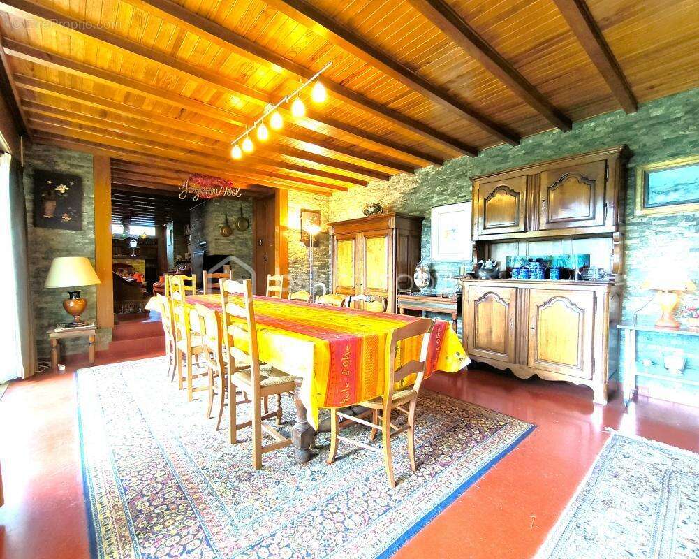 Maison à BONNEVILLE