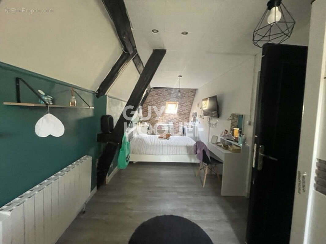 Maison à FERE-CHAMPENOISE