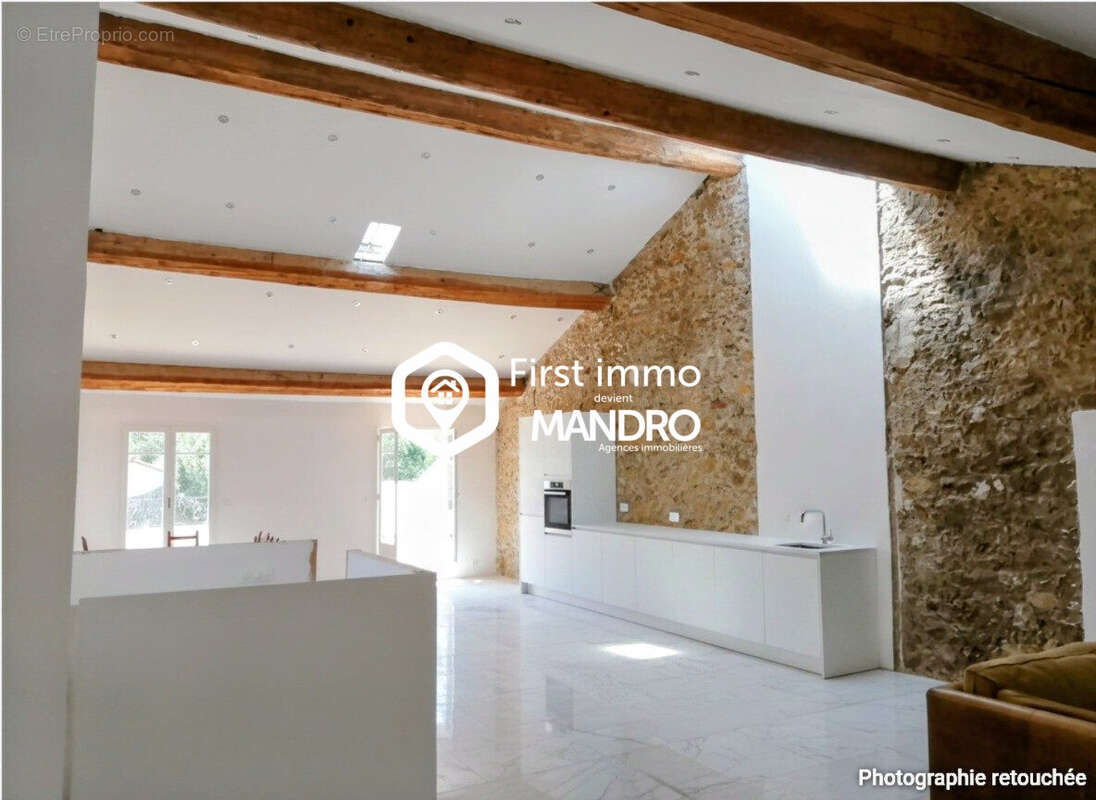 Maison à MAURY