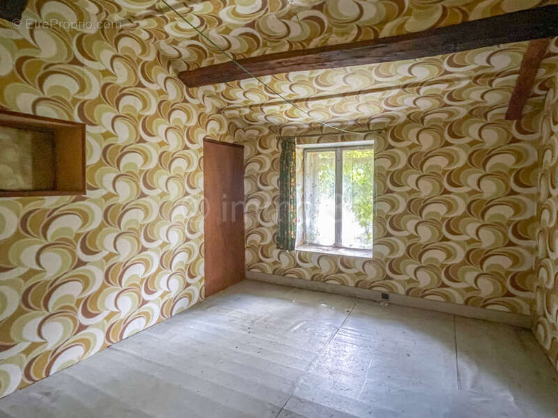 Maison à SAUZE-VAUSSAIS