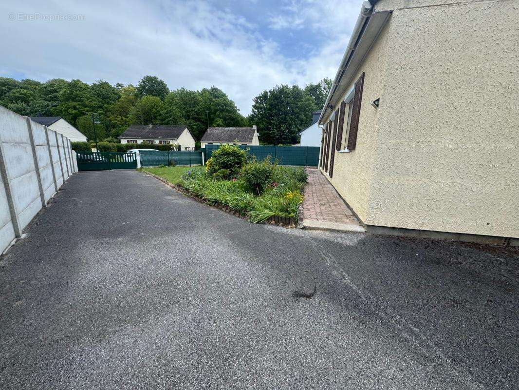 Maison à BRETEUIL