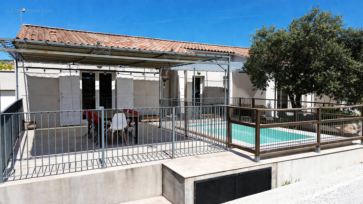 Maison à AUBIGNAN