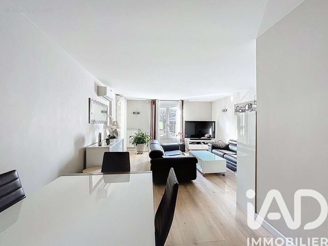 Photo 2 - Appartement à VILLEURBANNE