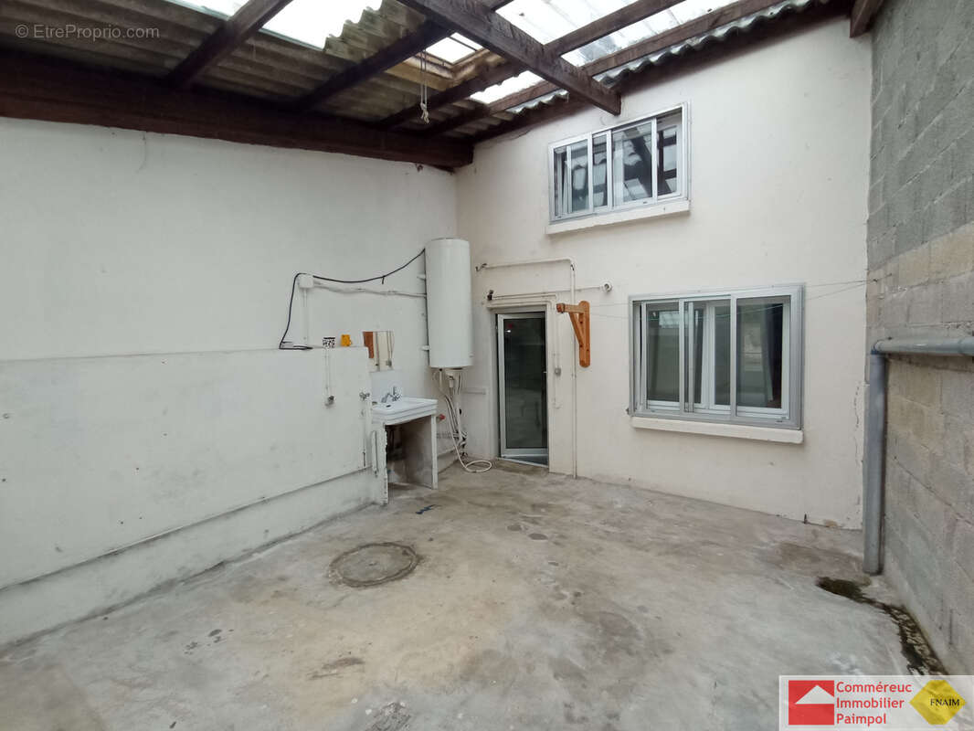 Maison à PLOURIVO