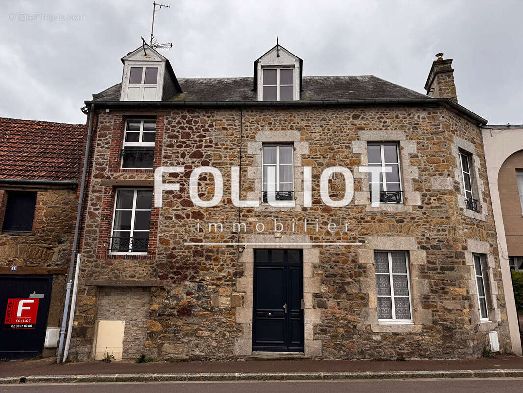 Appartement à COUTANCES