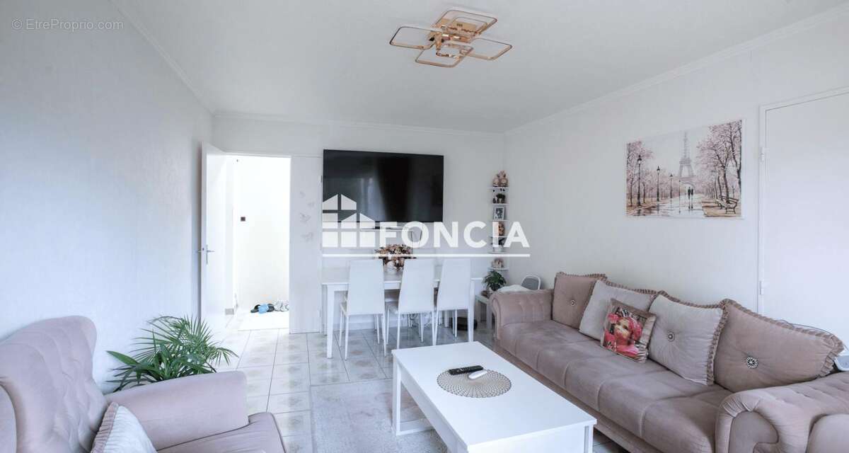 Appartement à ELANCOURT