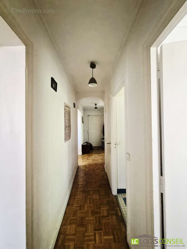 Appartement à BOURG-LA-REINE