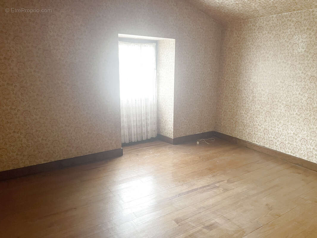 Maison à SAINT-PALAIS