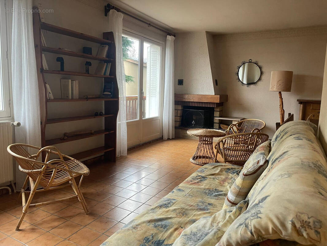 Maison à ECHIROLLES