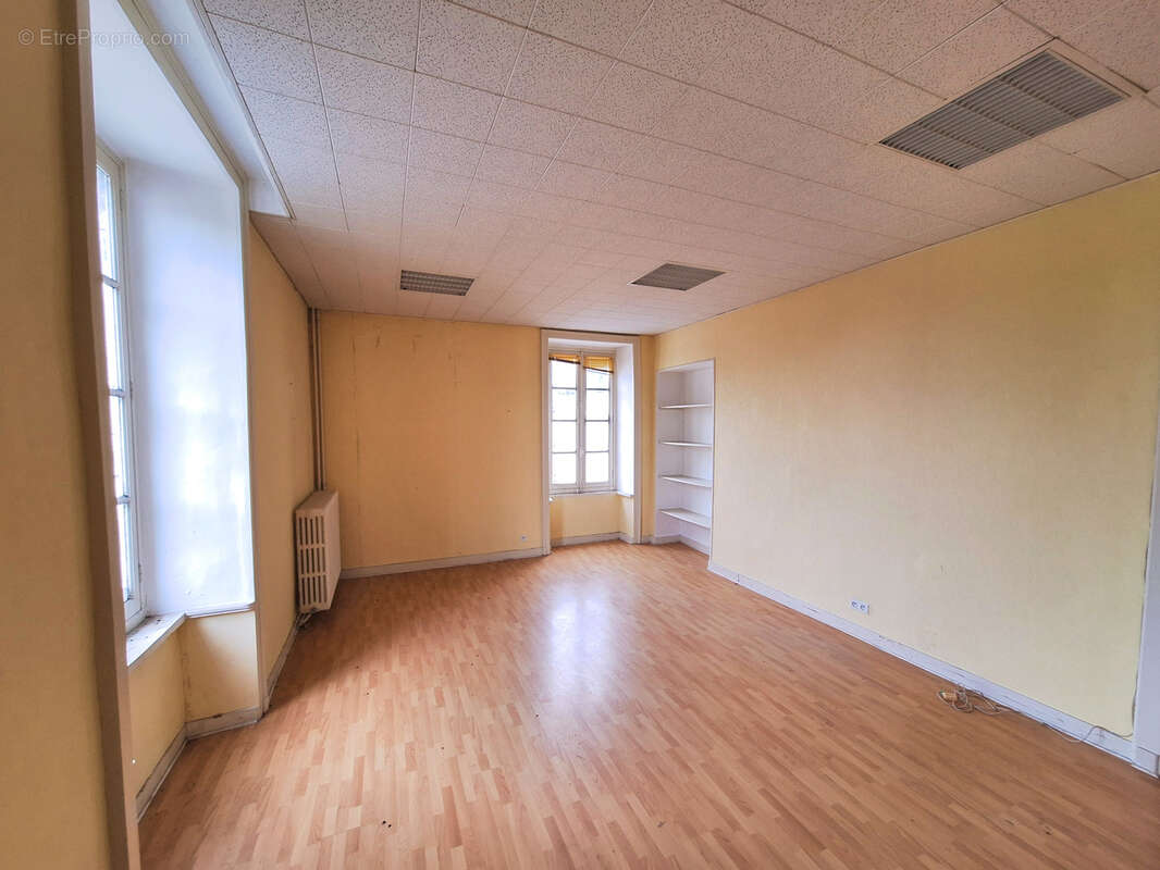 Appartement à SEGRE