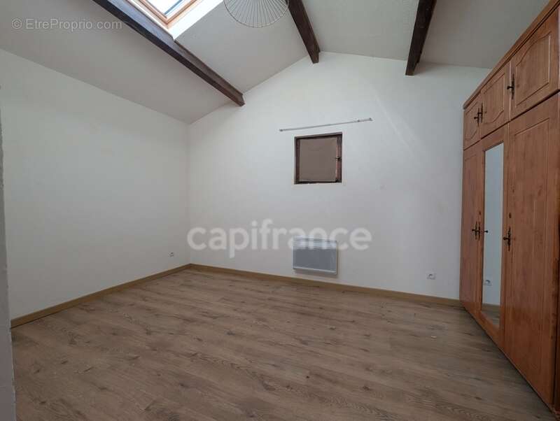 Maison à vendre 4 pièces AMBARES ET LAGRAVE (33) - photo 20