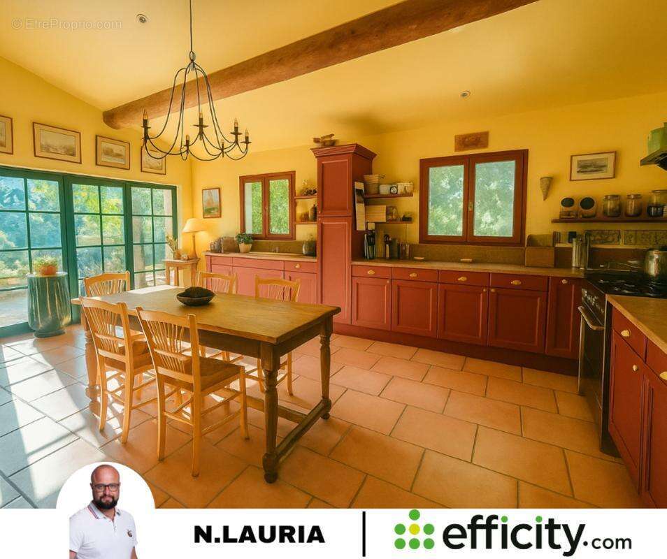 Maison 167 m² à Grambois  - photo 5