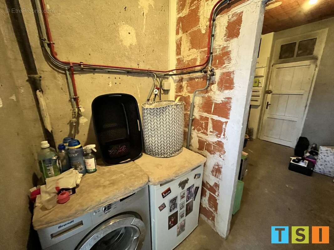 Maison à MONTREJEAU