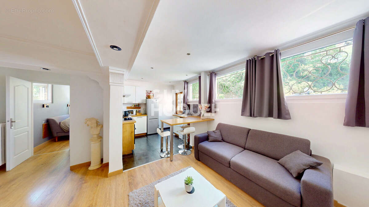 Très bel appartement 2 pièces - 50,1m² - Ponton - Cave - photo 6