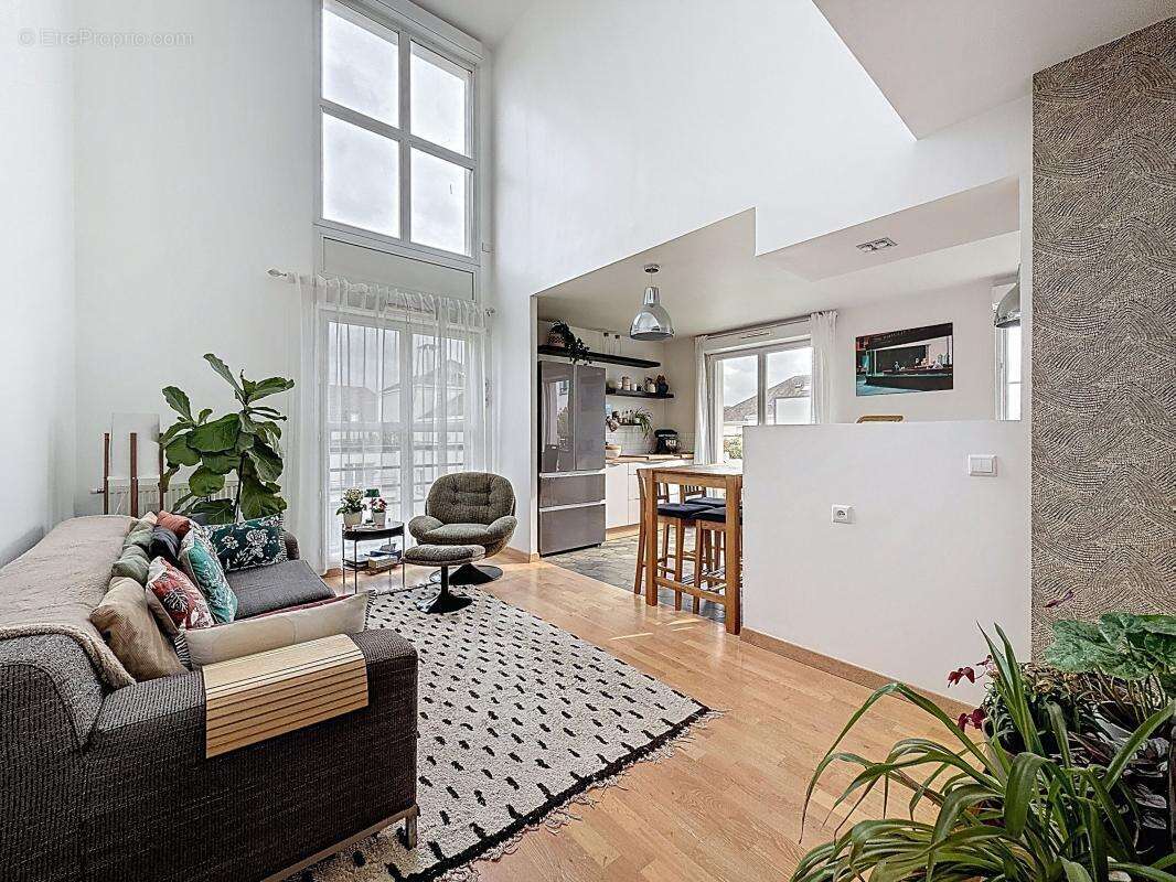 Appartement à MONTIGNY-LE-BRETONNEUX