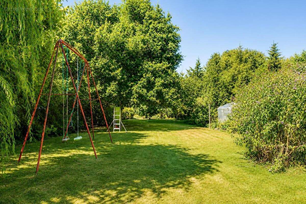 Maison 140m² - 5 Chambres - photo 5