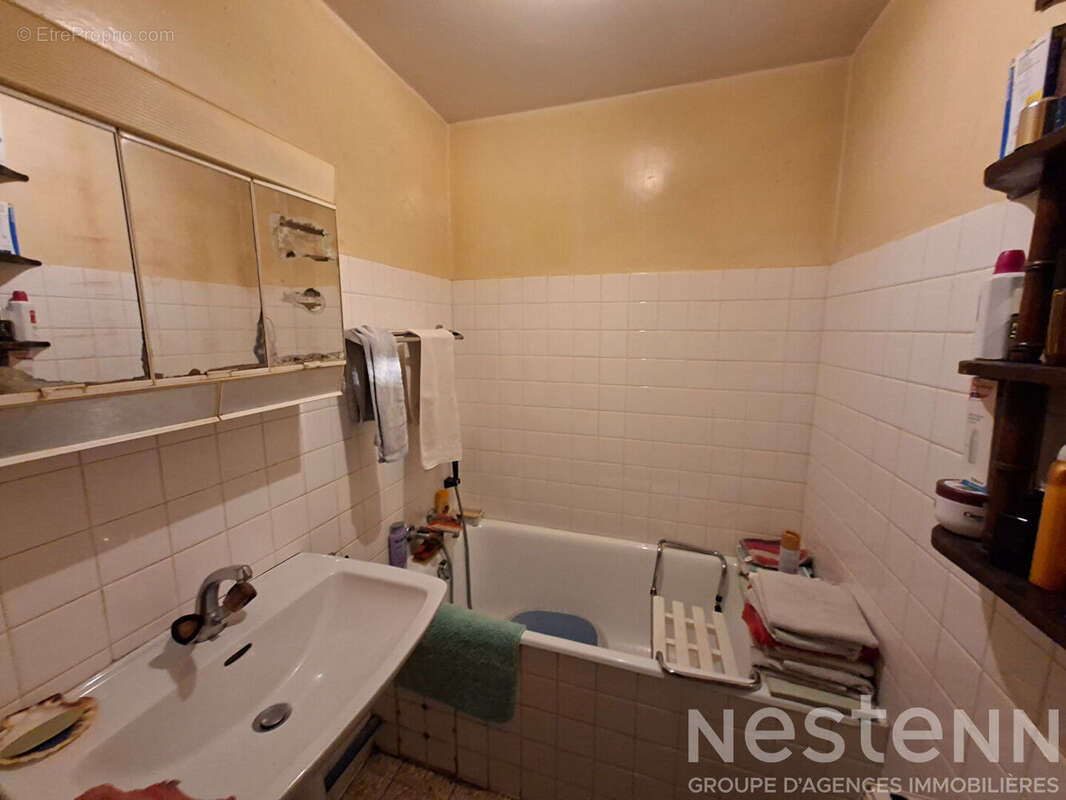 Immeuble à vendre à La Vernarède - 8 pièces, 143 m², terrain 1350 m² - photo 8