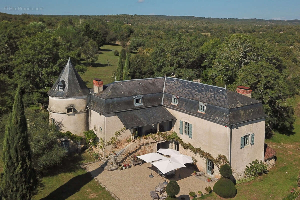 Maison à SAINT-CIRQ-LAPOPIE
